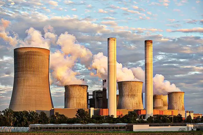 Typisches Kohlekraftwerk